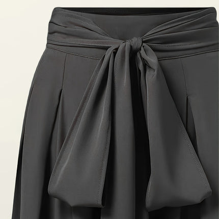 Calça Sólida com Cinto Plus Size