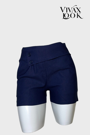 Short Com Bolsos e Botões