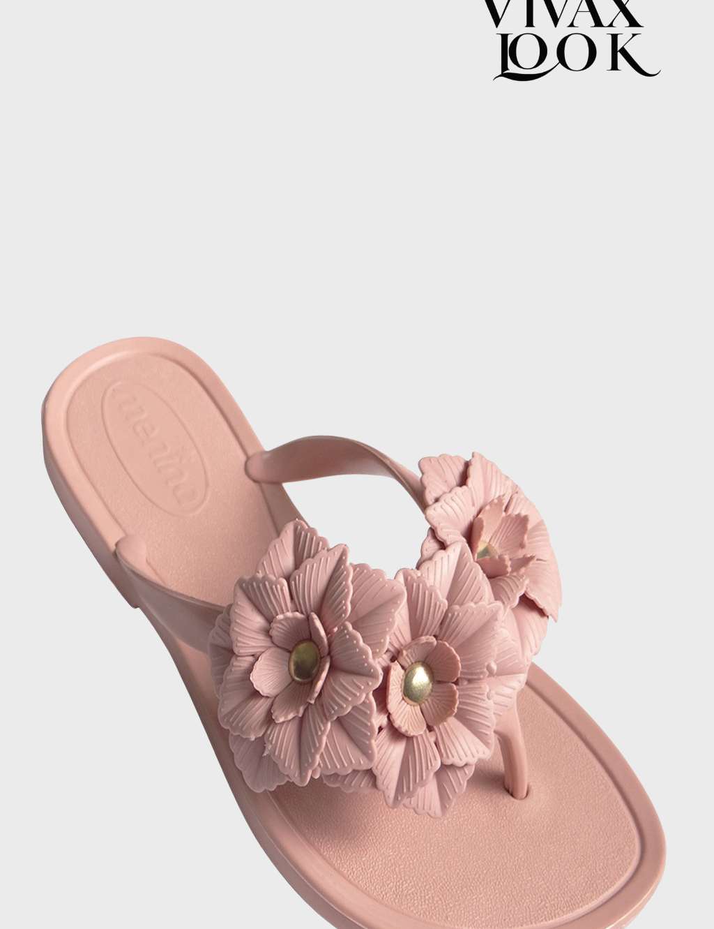 Chinelo Flores
