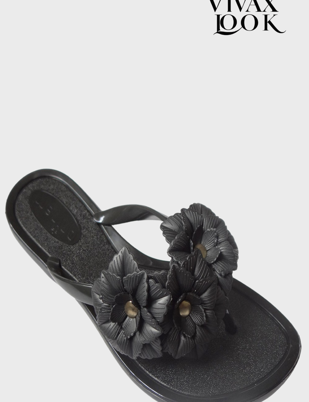 Chinelo Flores