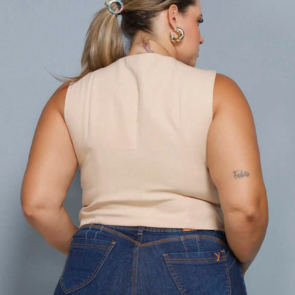 Colete Curto Alfaiataria Plus Size
