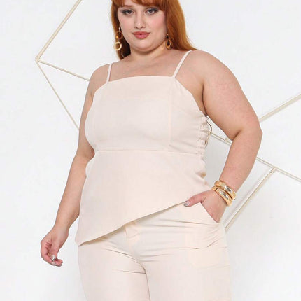 Conjunto Assimétrico Blusa + Short Plus Size