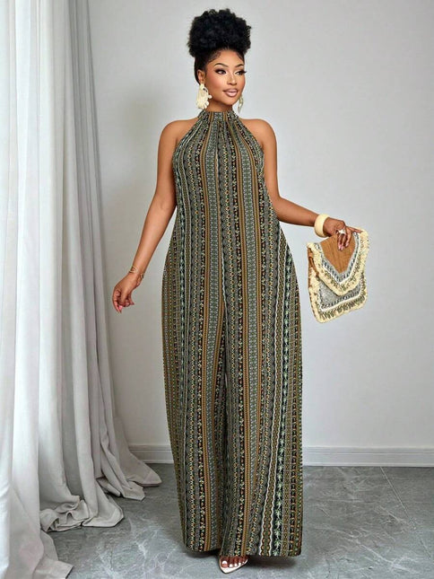 Macacão Listrado Halter Plus Size