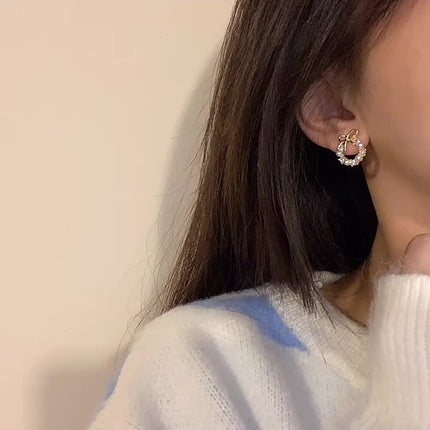 Brincos Elegantes com Pérolas e Strass