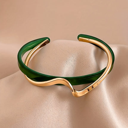 Pulseira Banhada a Ouro 18K em Forma de Onda