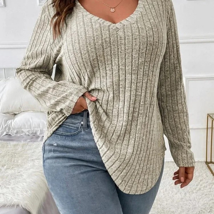 Blusa Casual Plus Size com Gola V