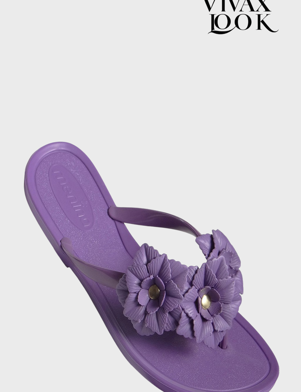 Chinelo Flores