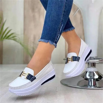 Mocassim com Fivela Metálica